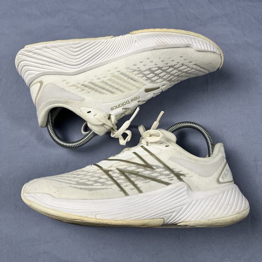 New Balance FuelCell Prism v2 Women’s Size 7 White Running Gym Sneakers WFCPZCW2